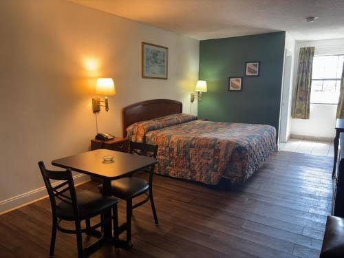 American Inn photo 3