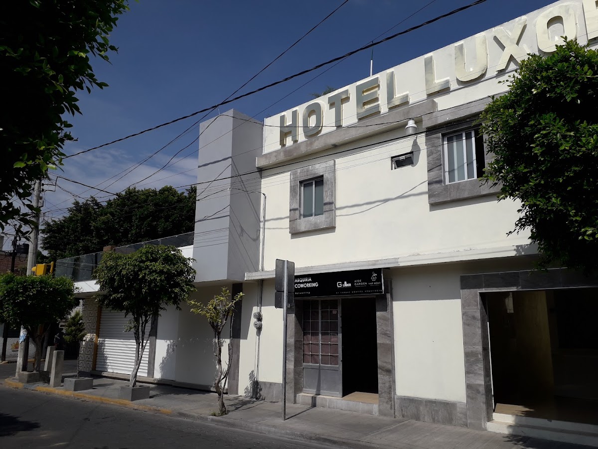 Hotel Luxor
