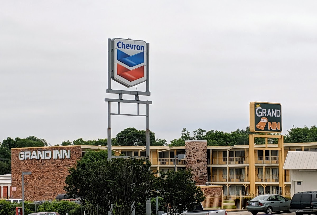 Grand Inn