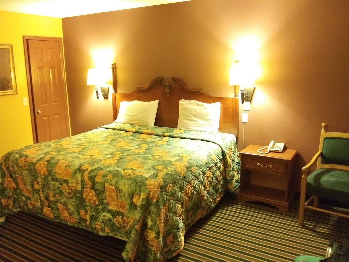 Economy Inn