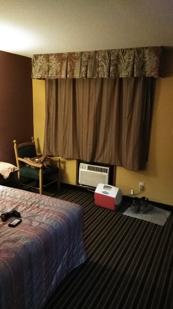 Economy Inn photo 3