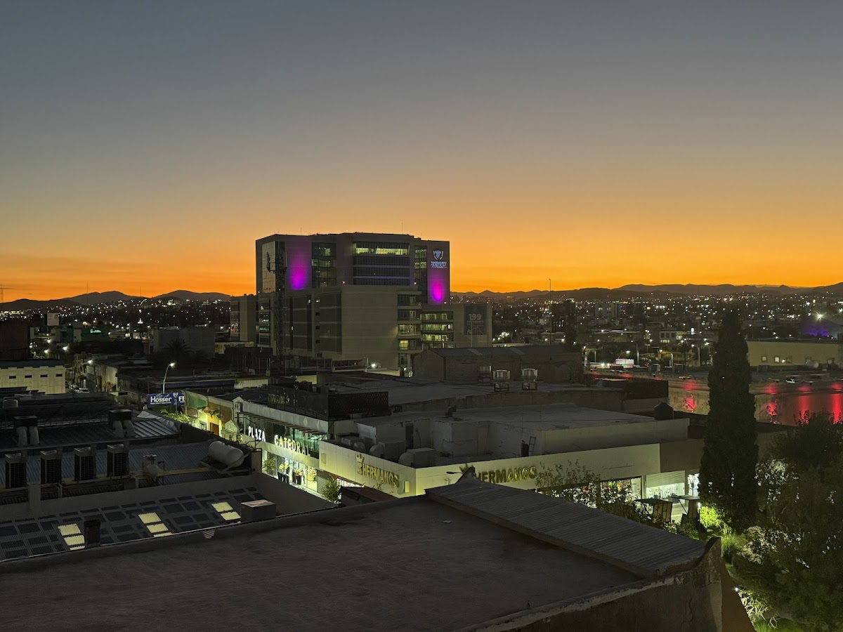 Hotel Plaza photo 2