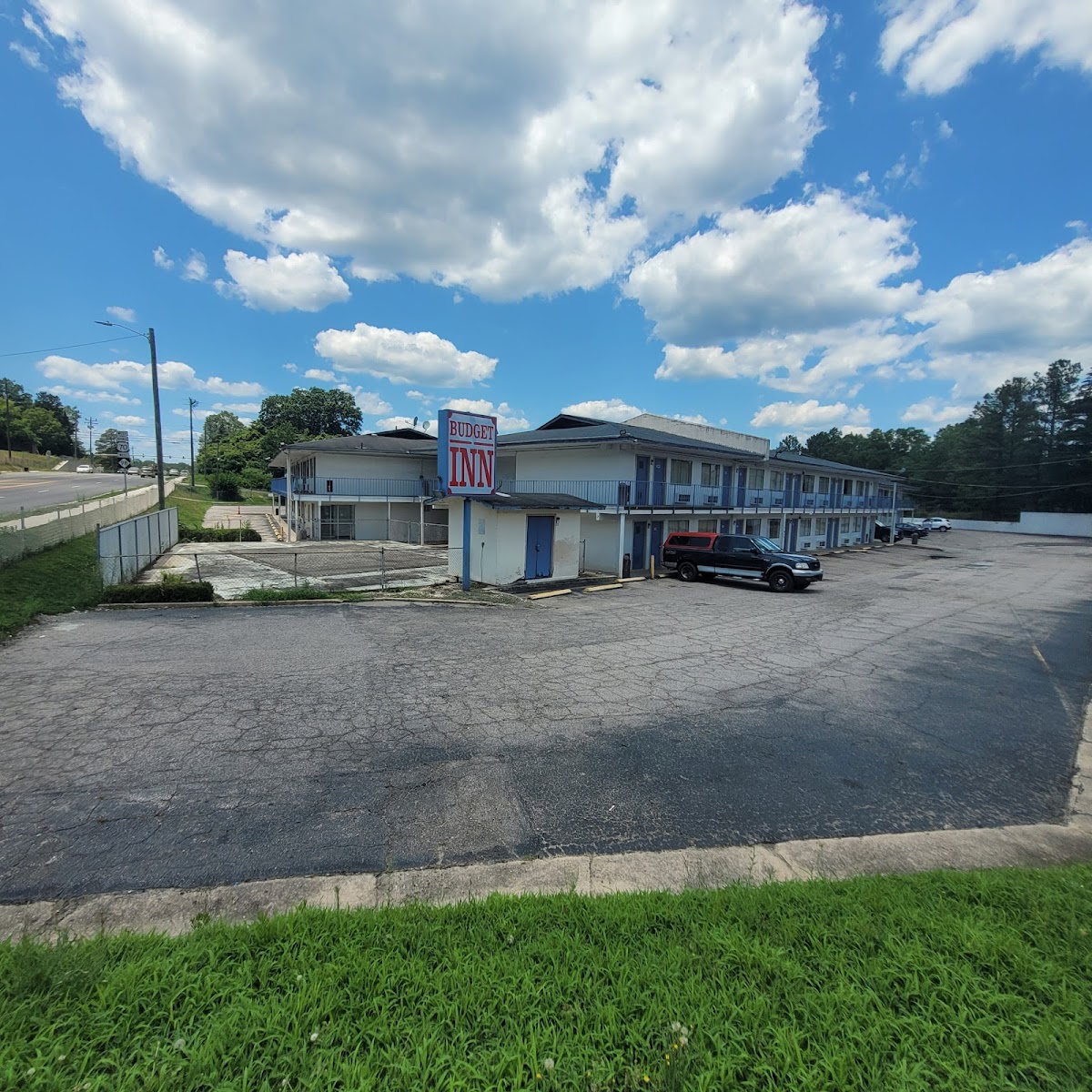 Budget Inn