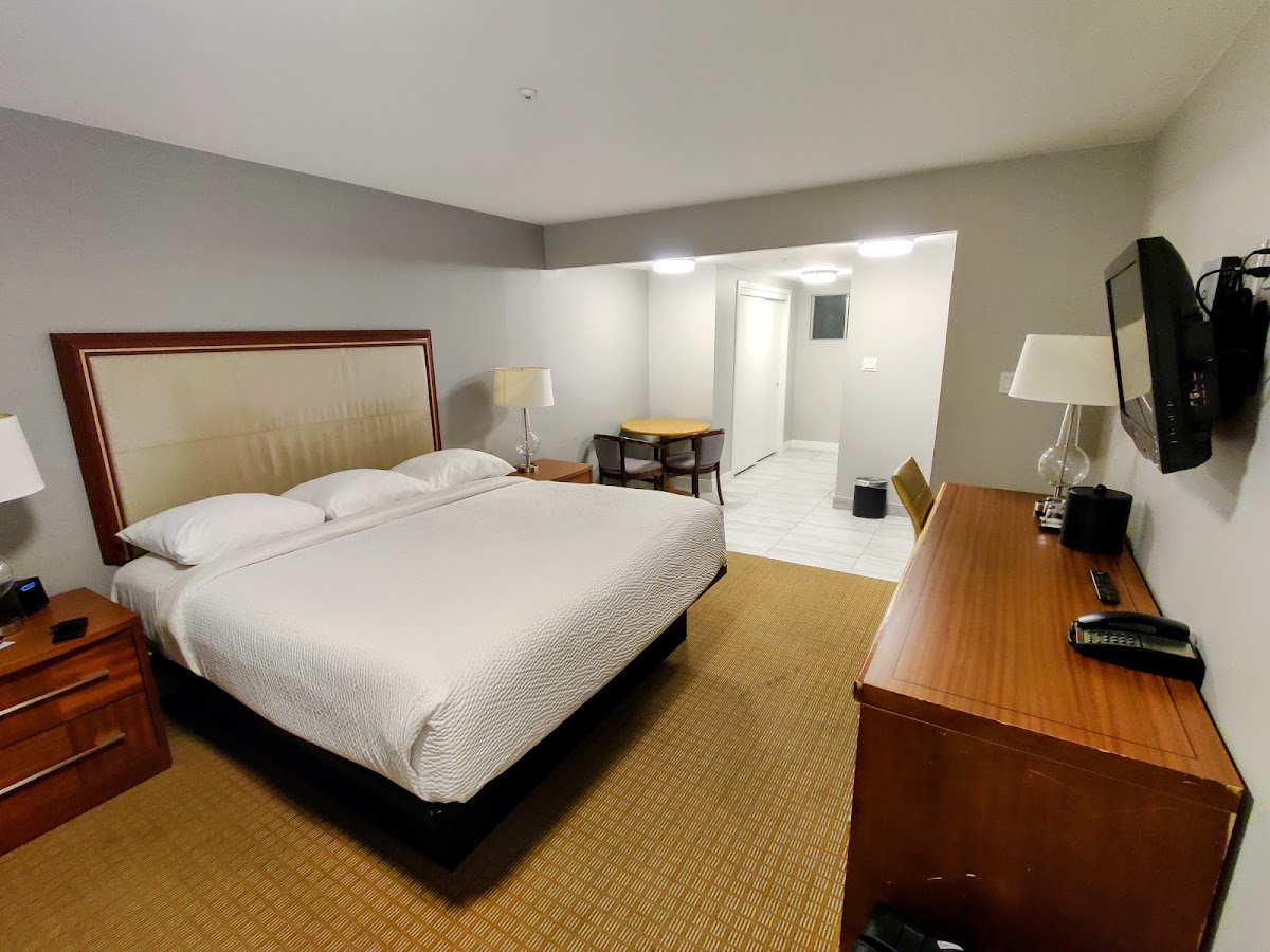 Hillside Inn