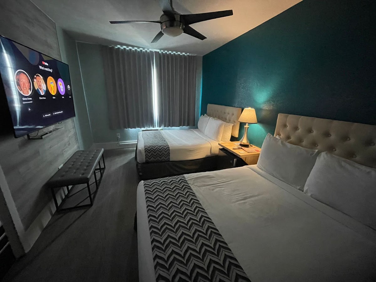 The Colony Hotel photo 2