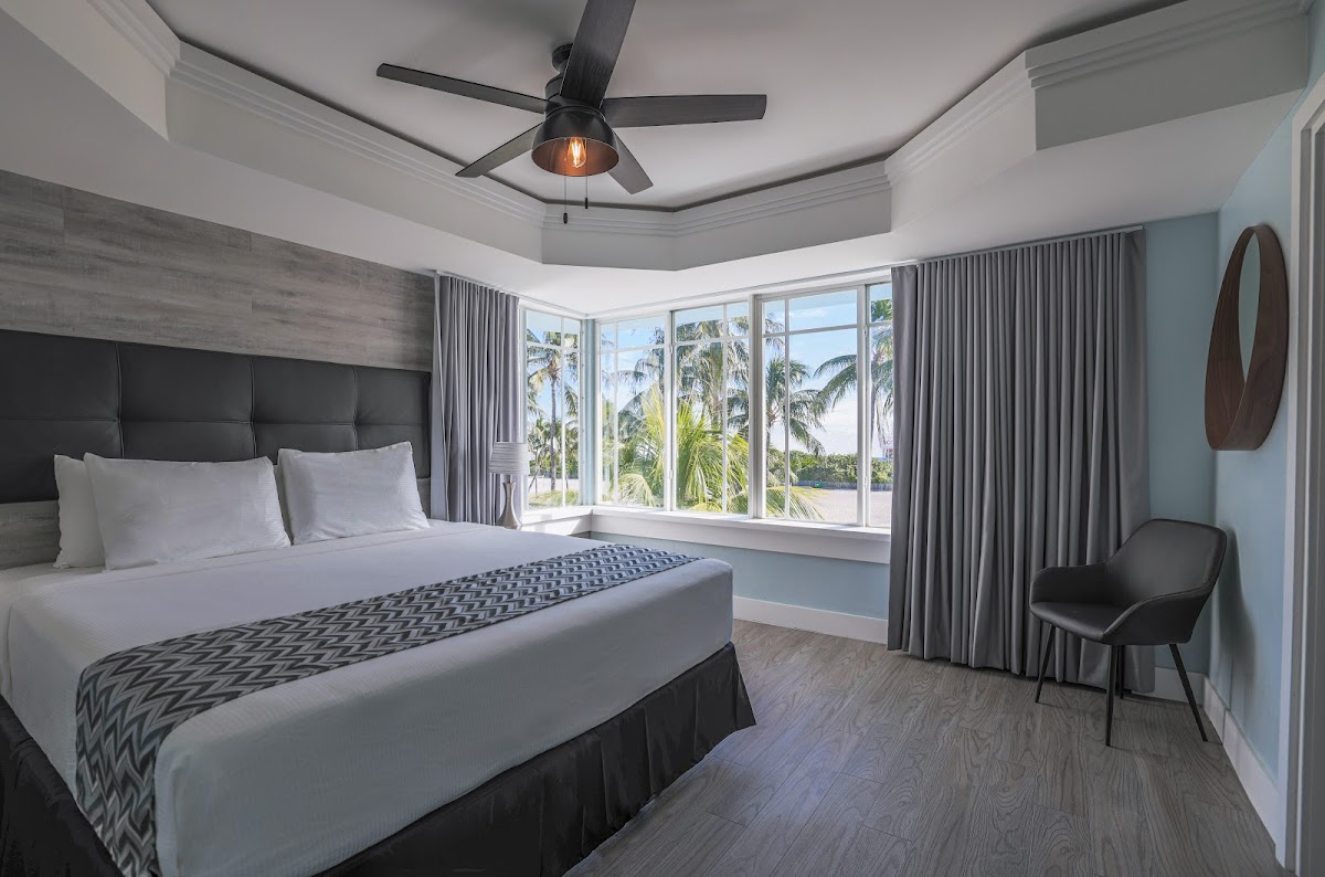 The Colony Hotel photo 3