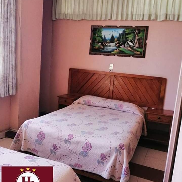 Hotel Plaza photo 2