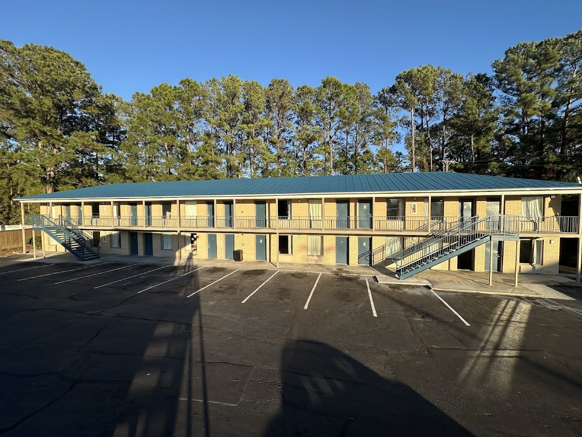 Economy Inn