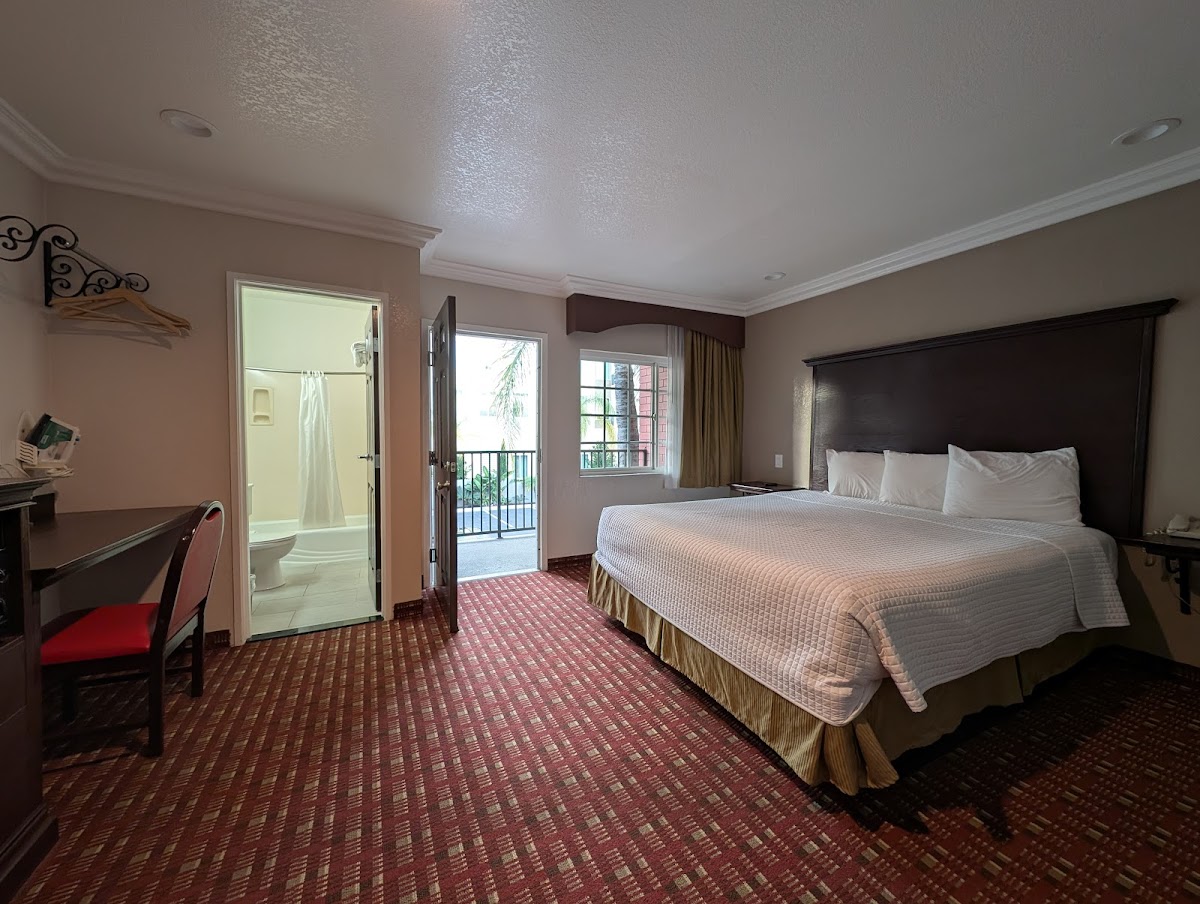 Budget Inn photo 2