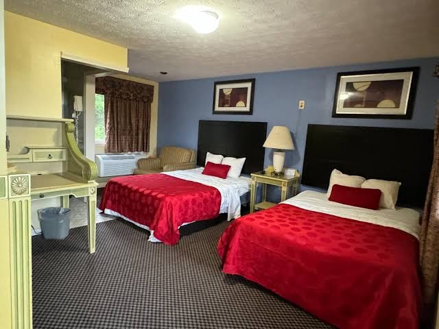 Budget Inn photo 2