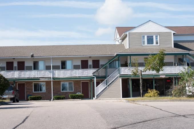 Budget Inn photo 3