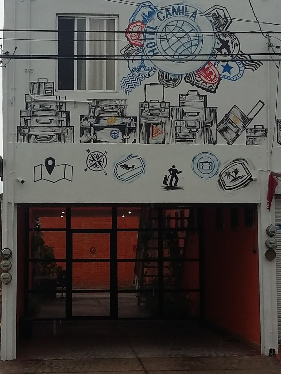 Hotel Camila