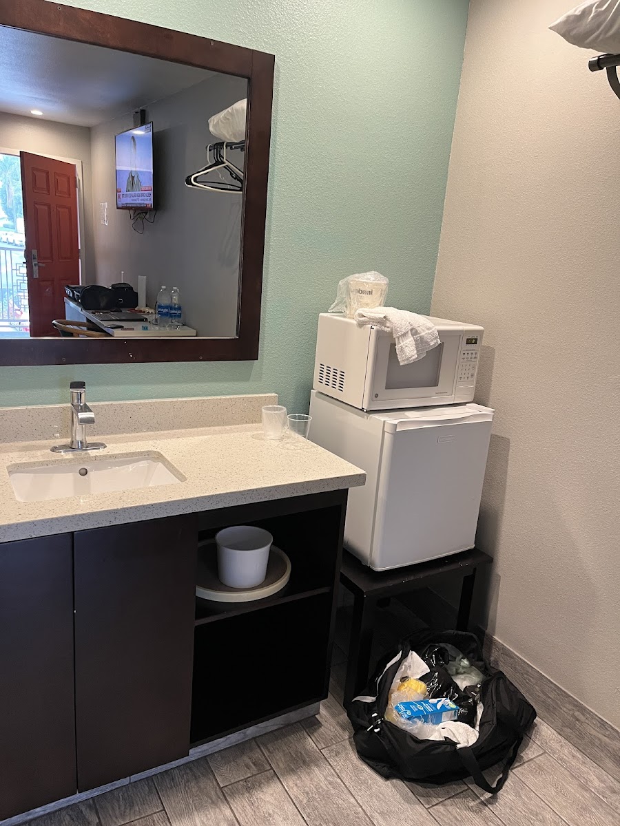 Beach Inn photo 3