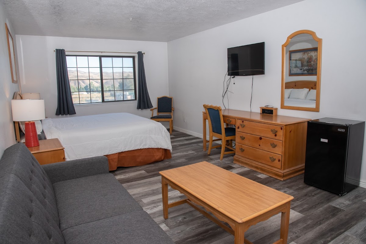 Traveler's Inn photo 2