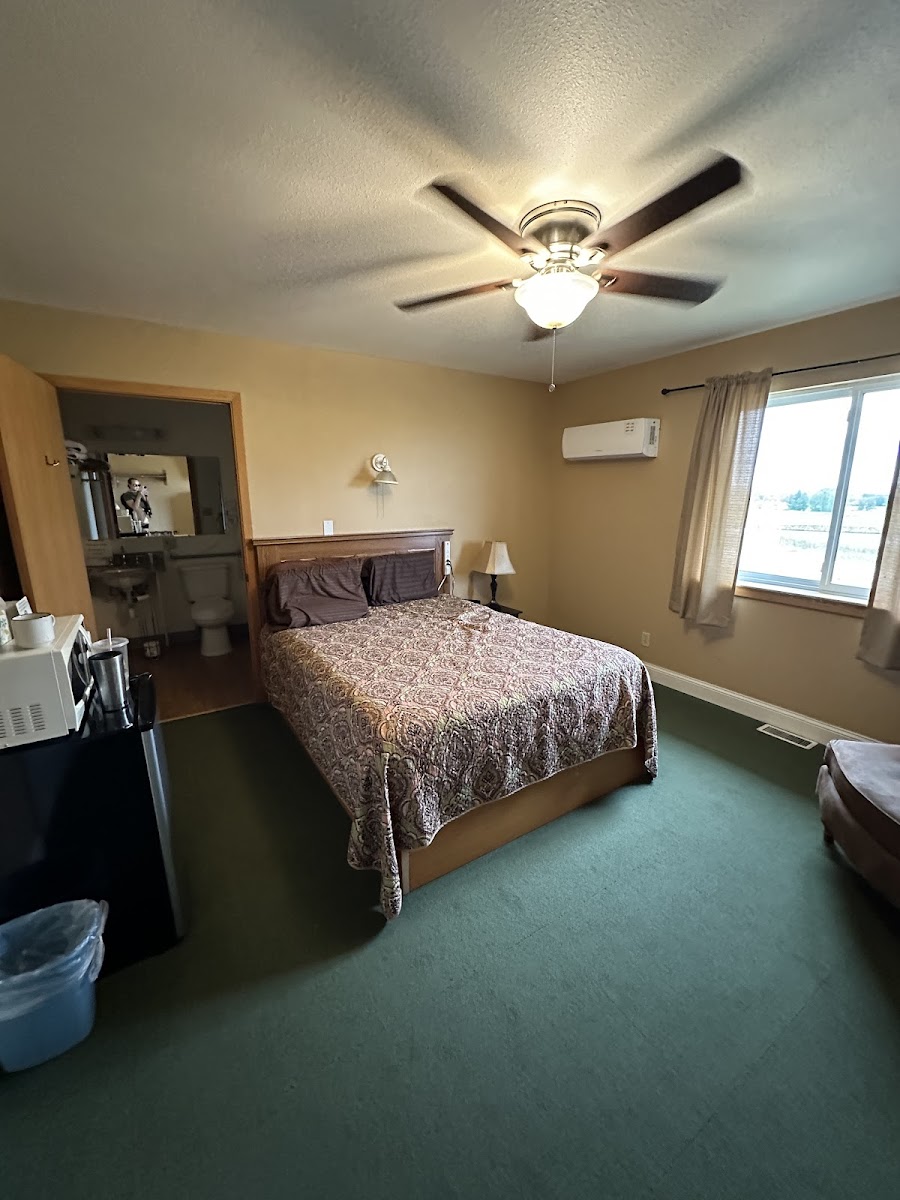 Country Inn photo 2