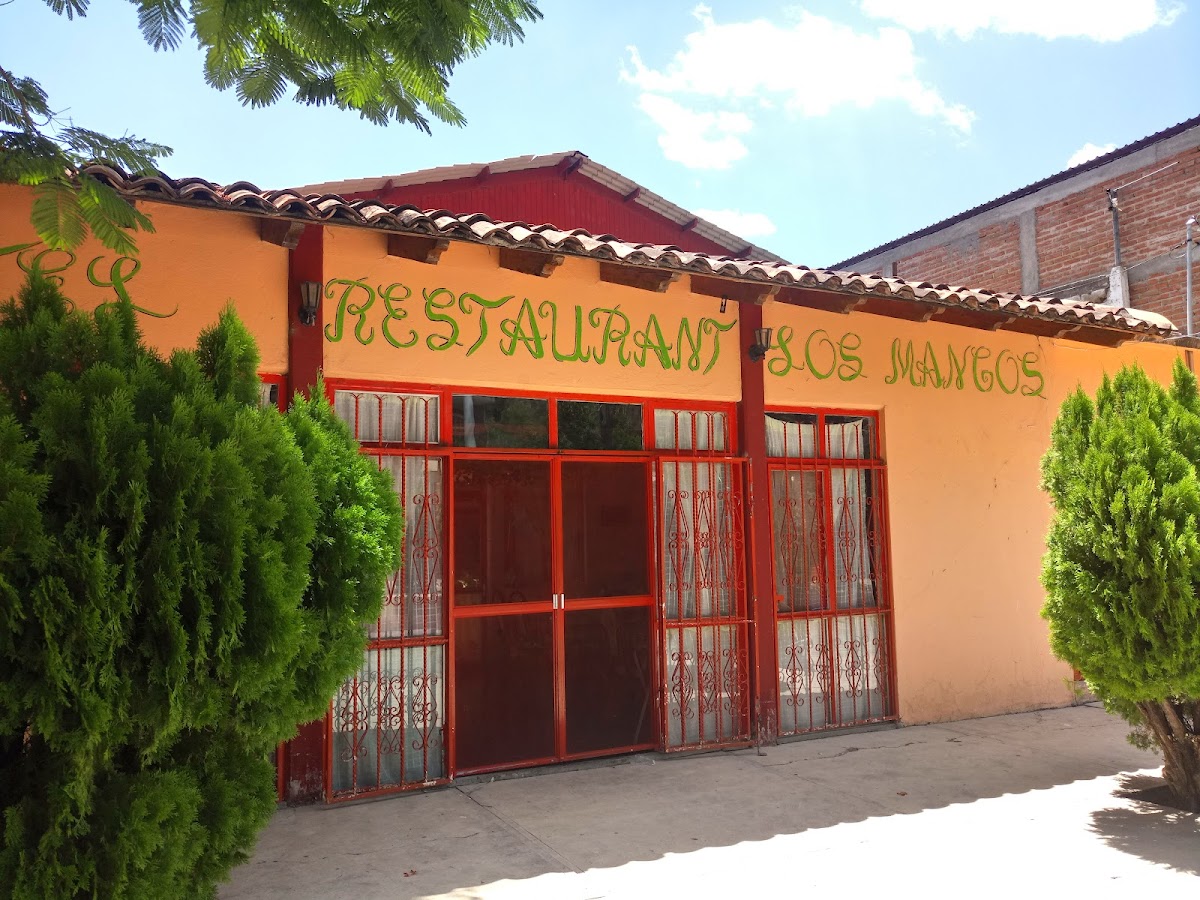 Hotel Los Mangos