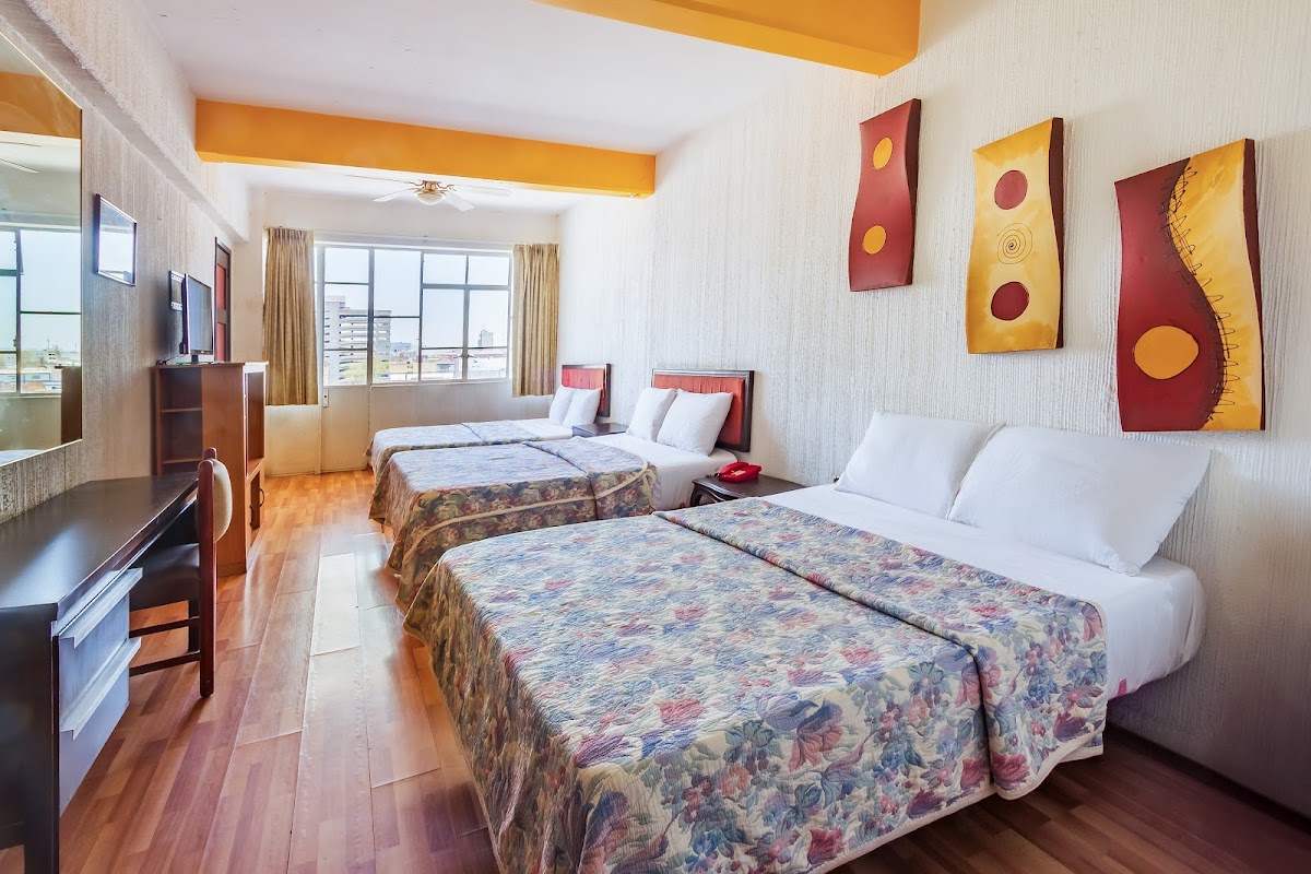 Hotel Nueva Galicia photo 2