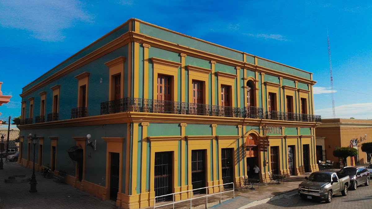 HOTEL SANTA ELENA