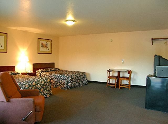 Budget Inn photo 3