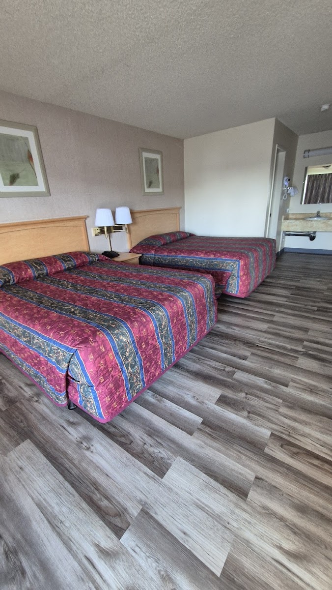 Western Inn photo 2
