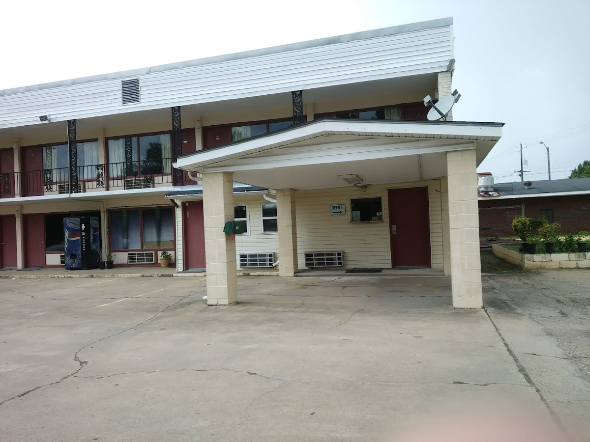 Economy Inn