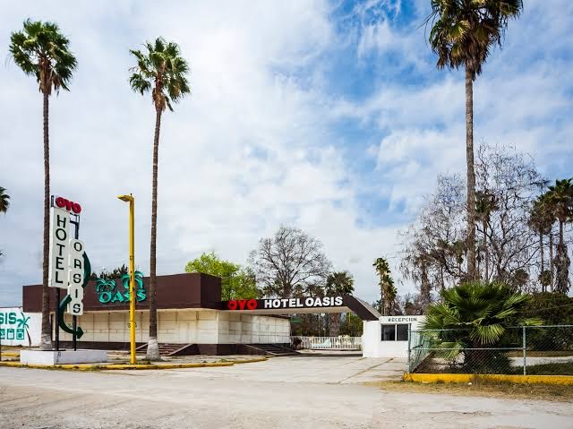 Hotel Oasis