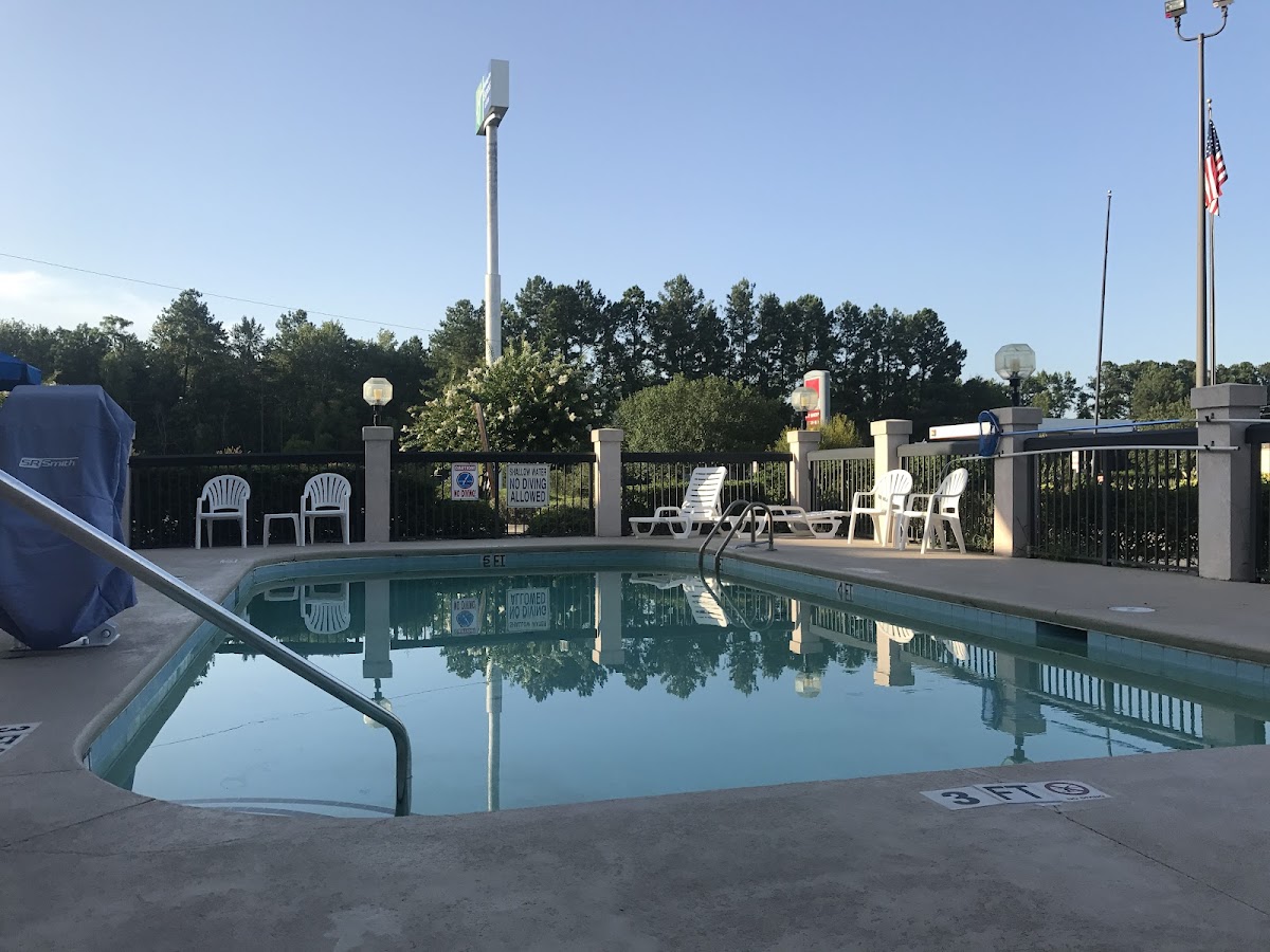 Quality Inn photo 3