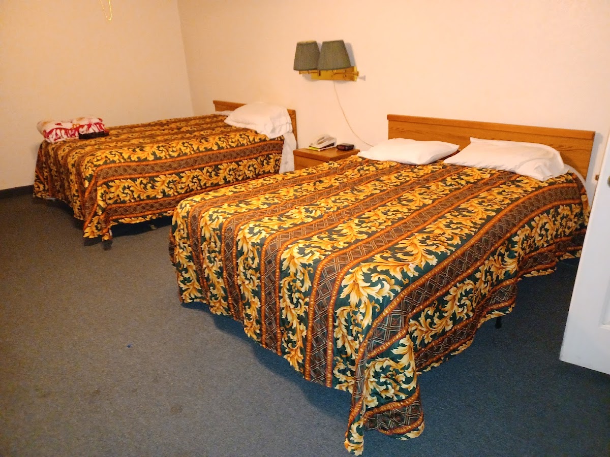 Hilltop Motel photo 2