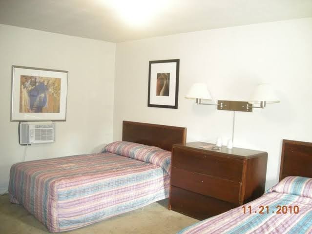 Capital Motel photo 2