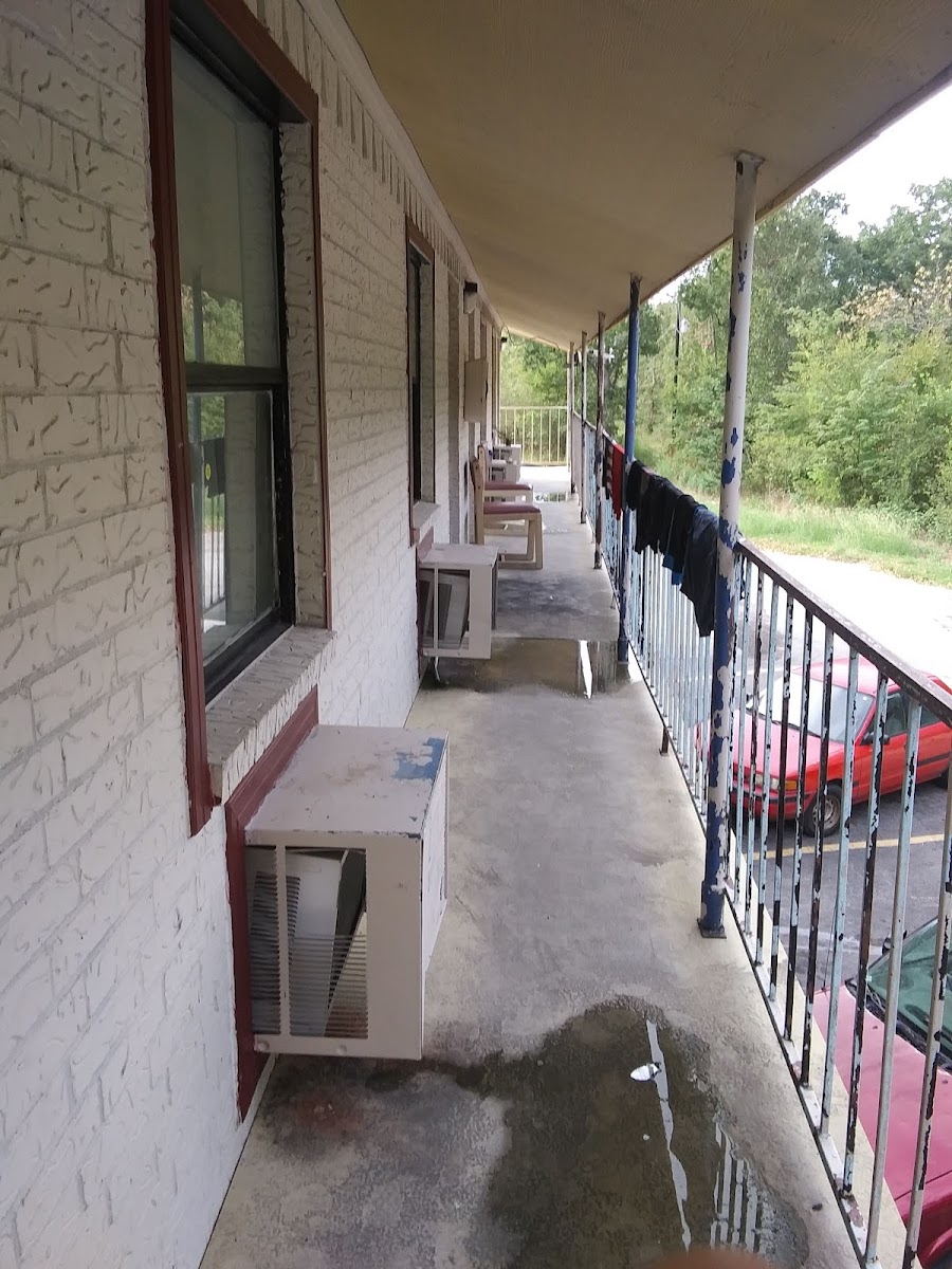 Wagon Wheel Motel