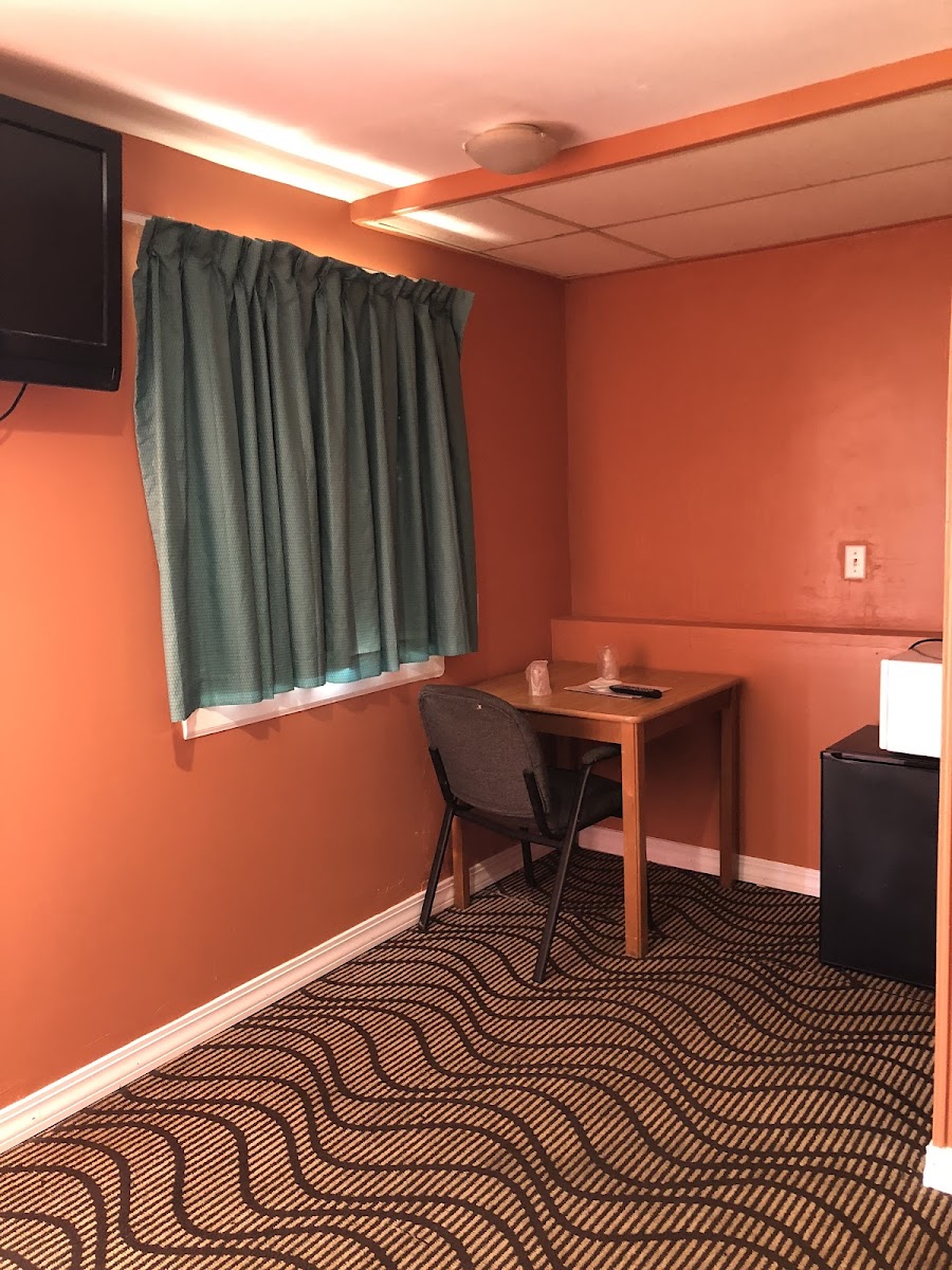 Alpine Motel photo 2