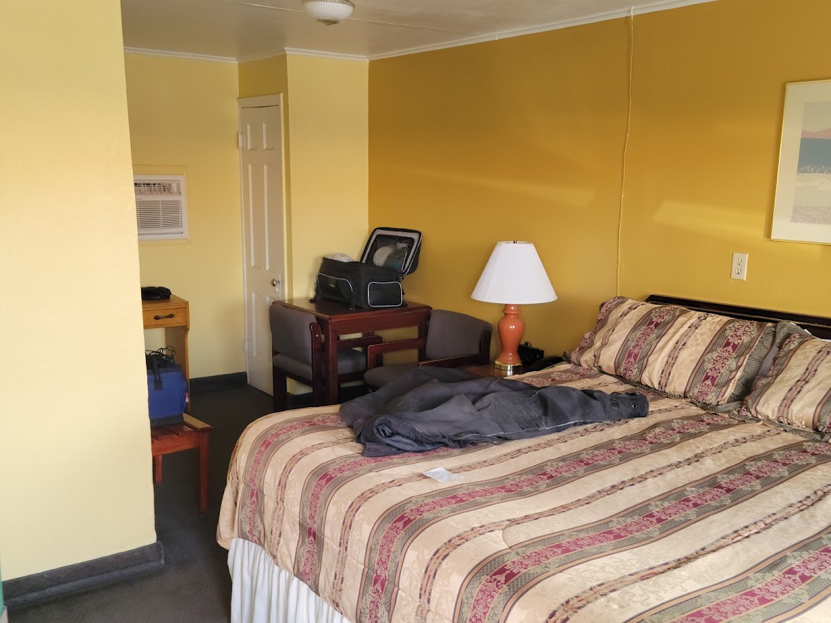 Budget Inn photo 2