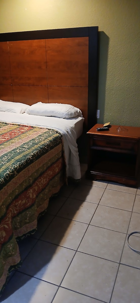 Relax Inn photo 2