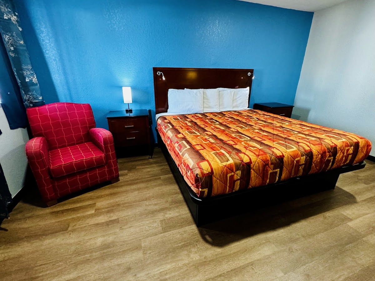 Holiday Motel