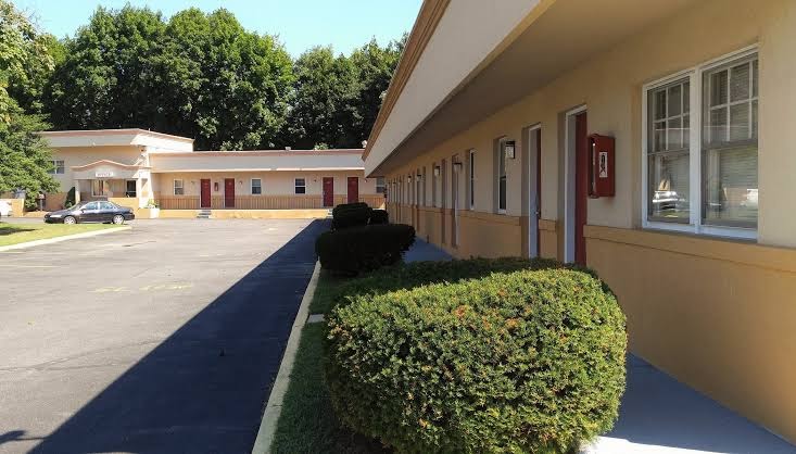Executive Inn and Suites