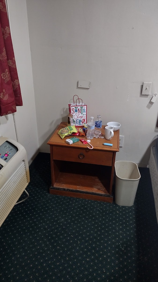 Hilltop Inn