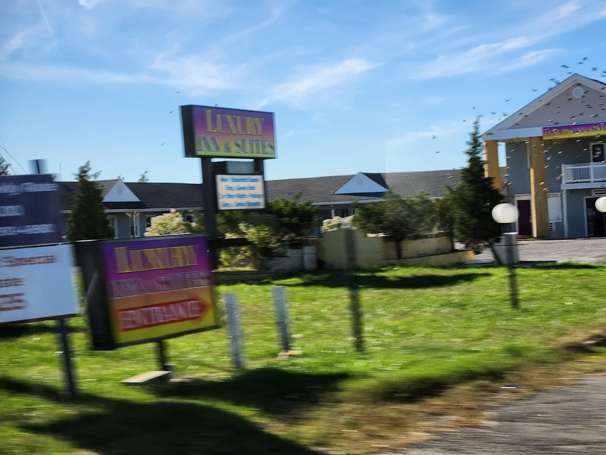 Luxury Inn & Suites