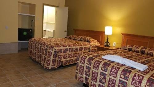 Luxury Inn & Suites photo 3