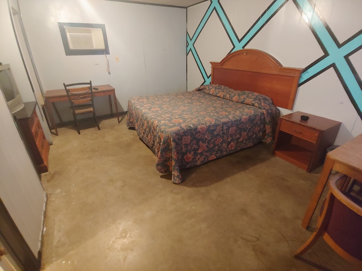 Relax inn
