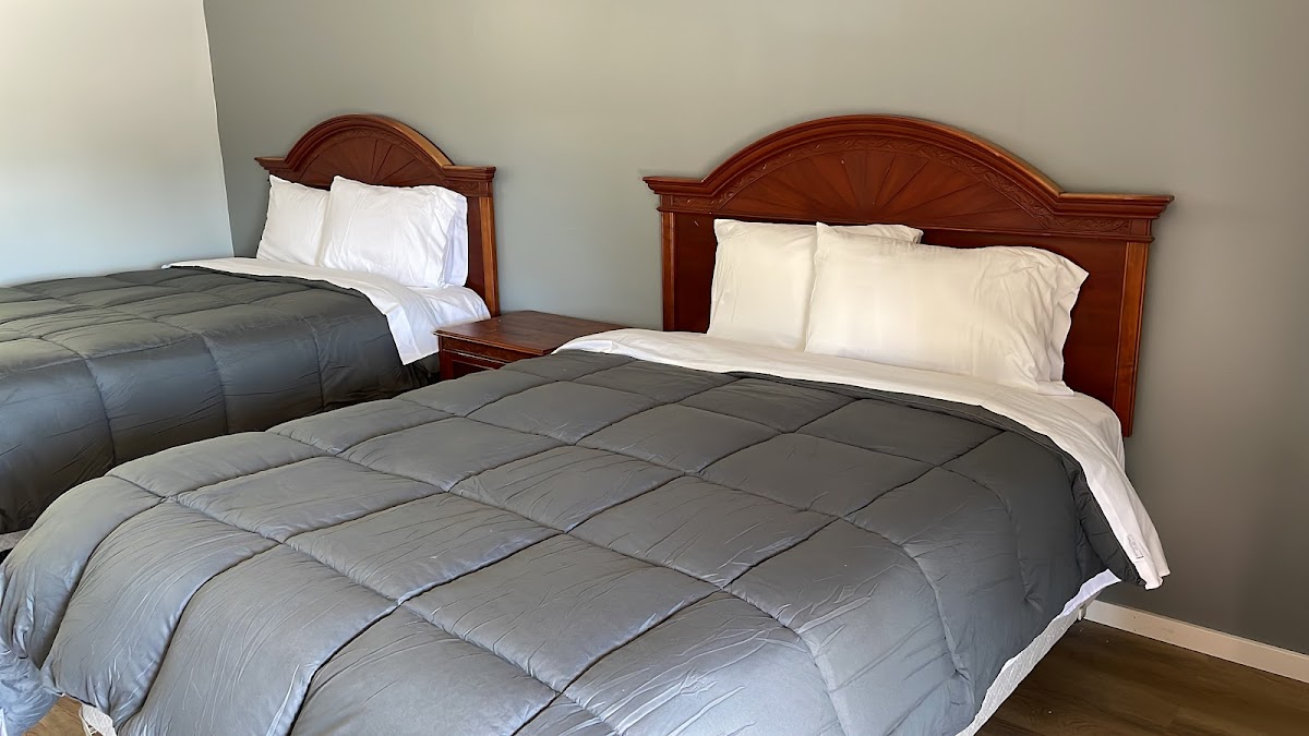 TRAVEL INN photo 2