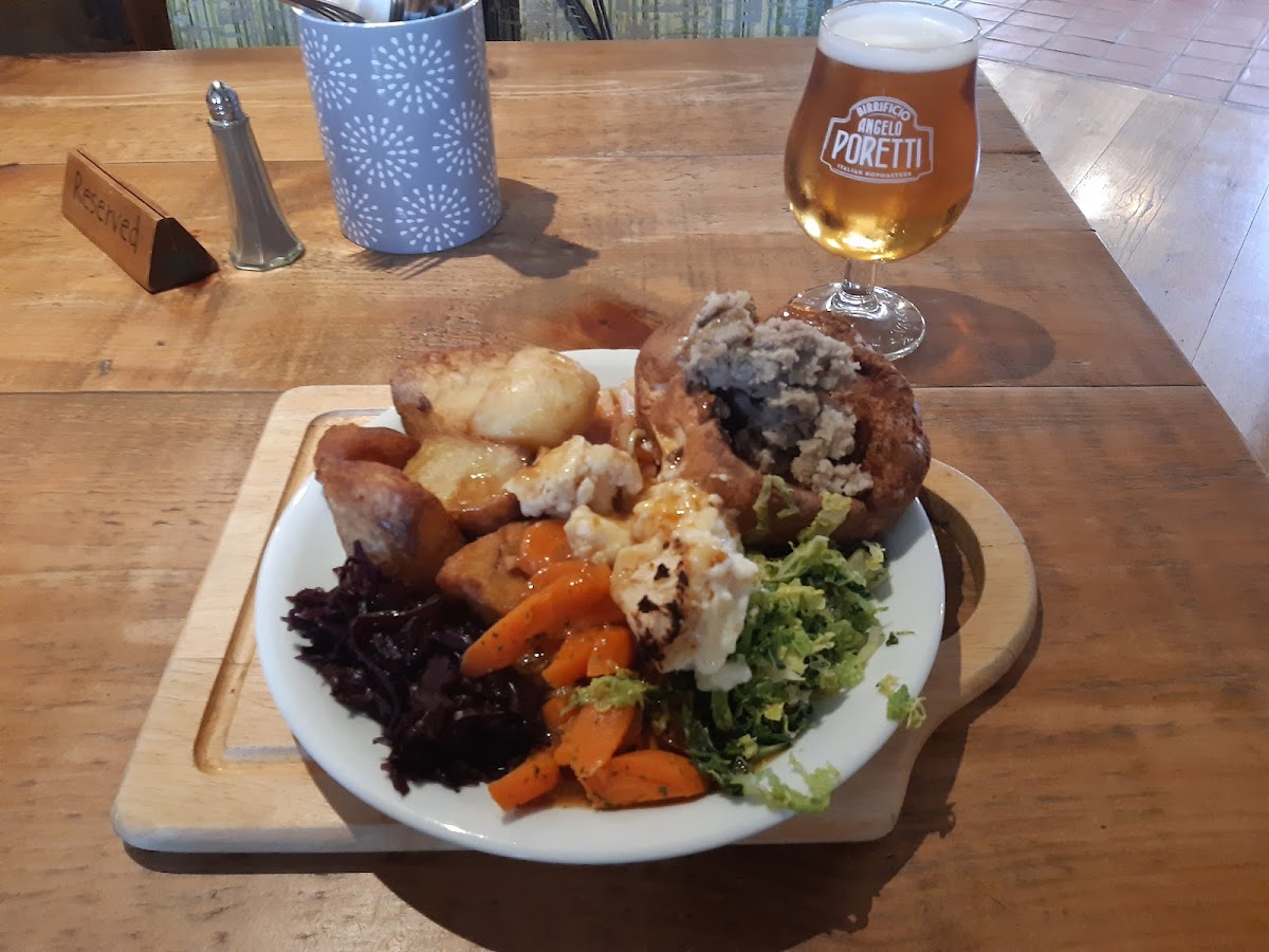 The Walnut Tree Inn photo 3