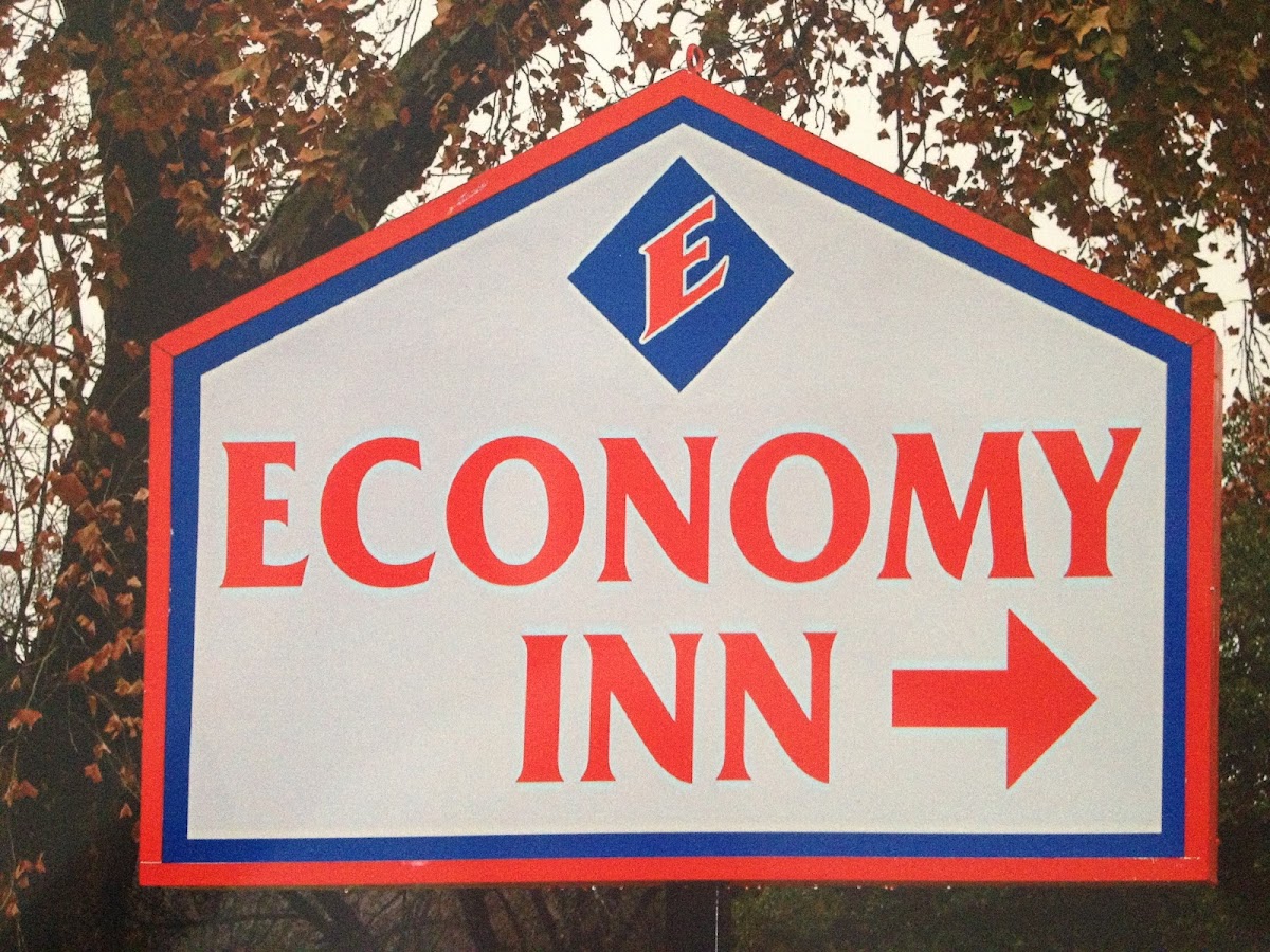 Economy Inn photo 3