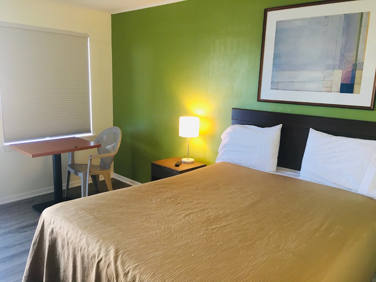 Budget Inn photo 2