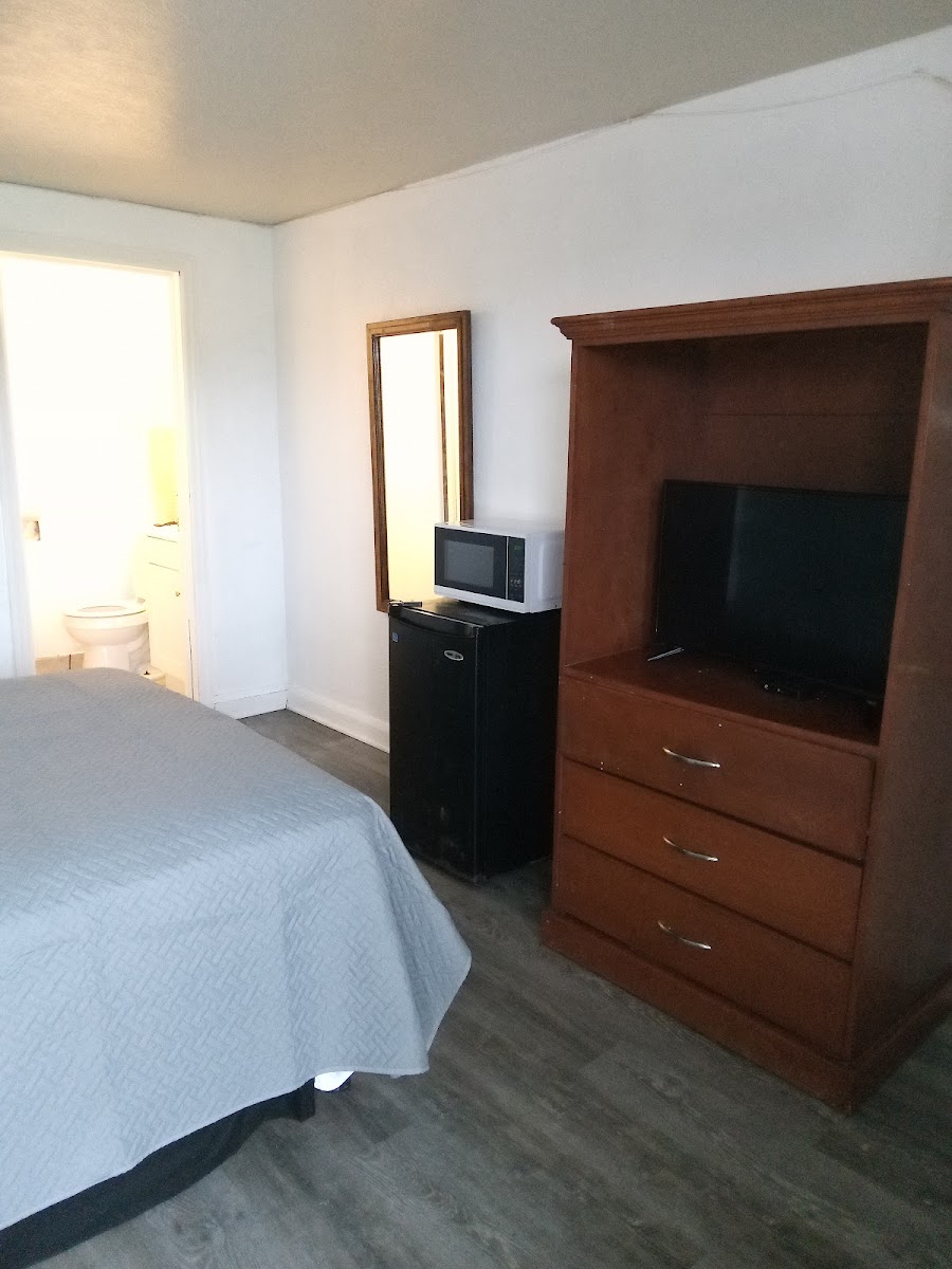 Relax Inn photo 3