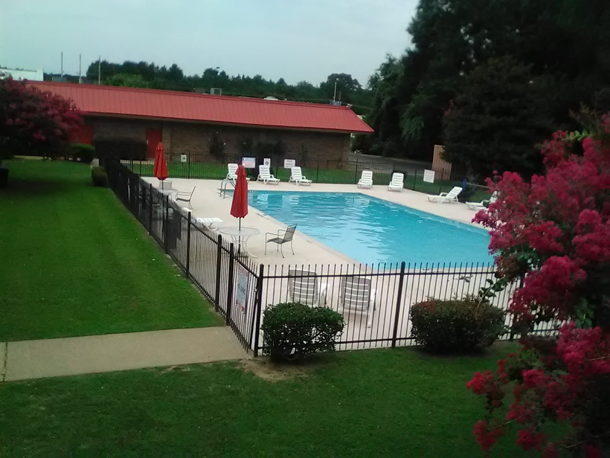 Express Inn & Suites photo 2