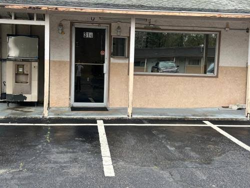 Sunset Motel photo 2