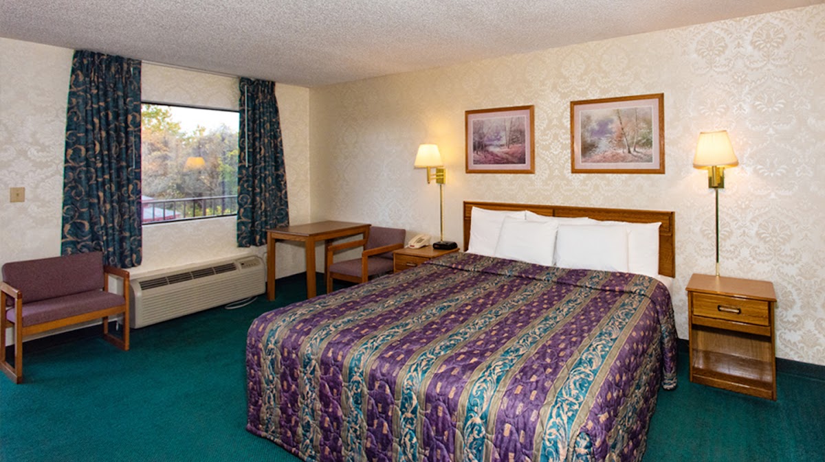Express Inn photo 2