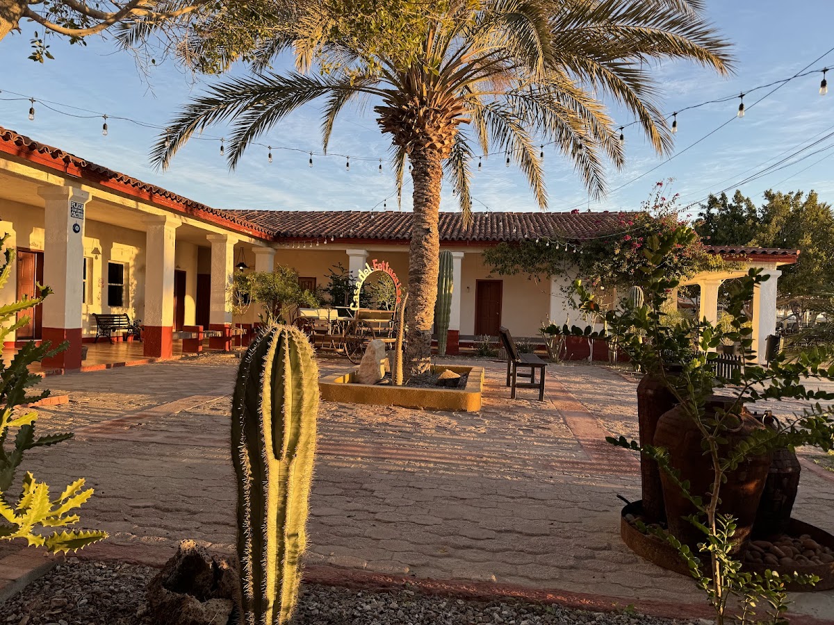 Las Palmas Hotel