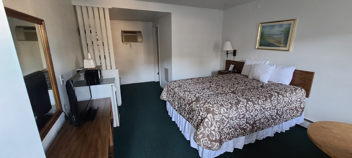Town House Motel photo 2