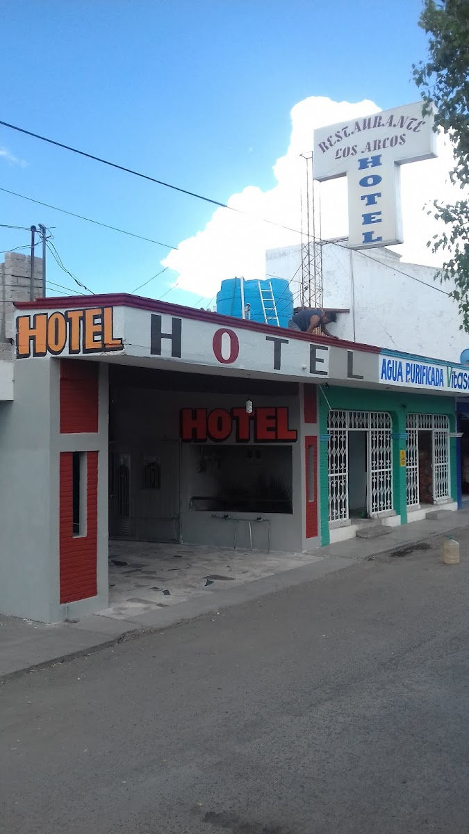 Hotel Los Arcos photo 2